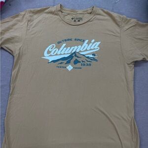 Columbia Men's Brown Graphic Tee